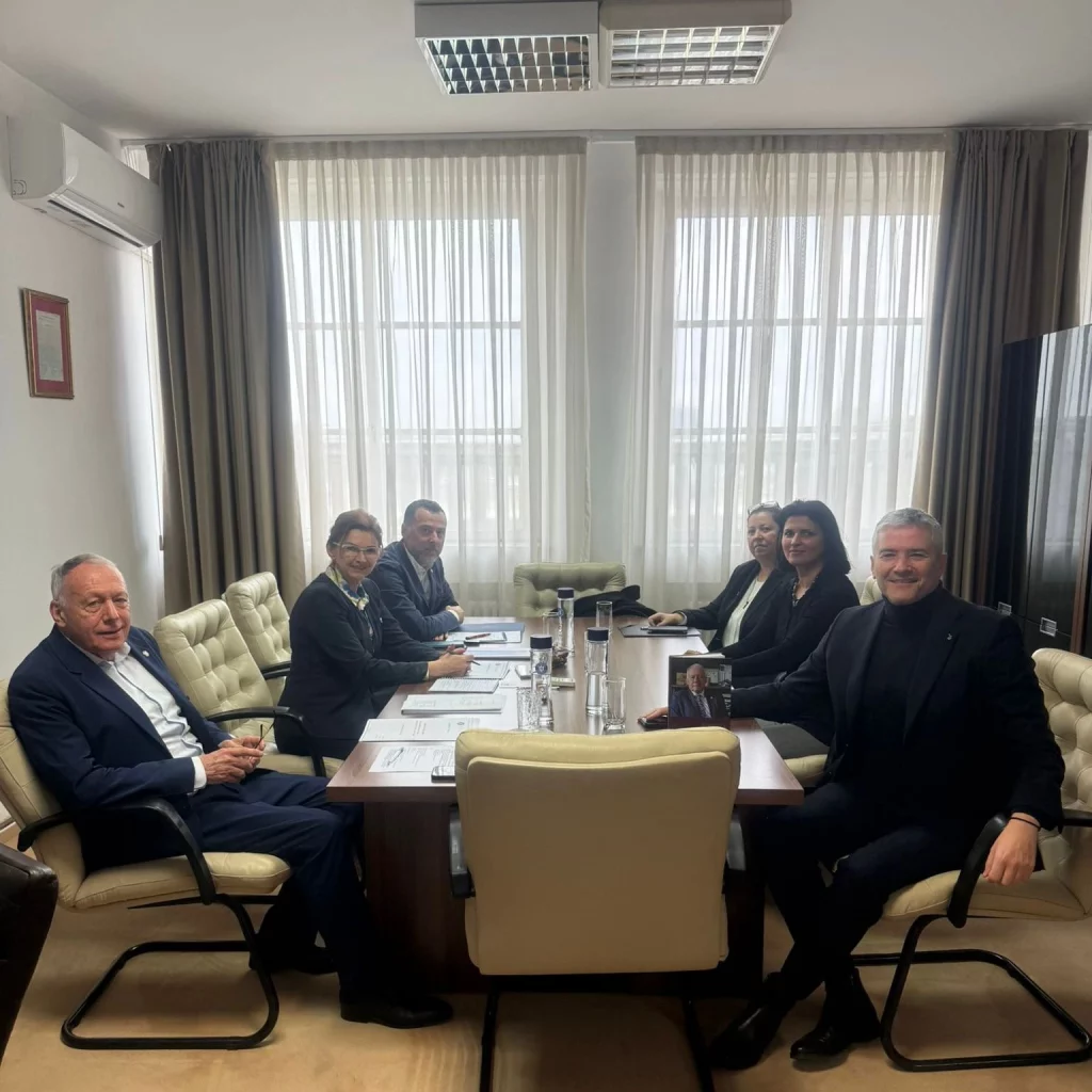 Sorin Mierlea , Președintele InfoCons Protecția Consumatorului , a participat la o întâlnire de lucru pe tema economiei circulare cu Departamentul pentru Dezvoltare Durabilă