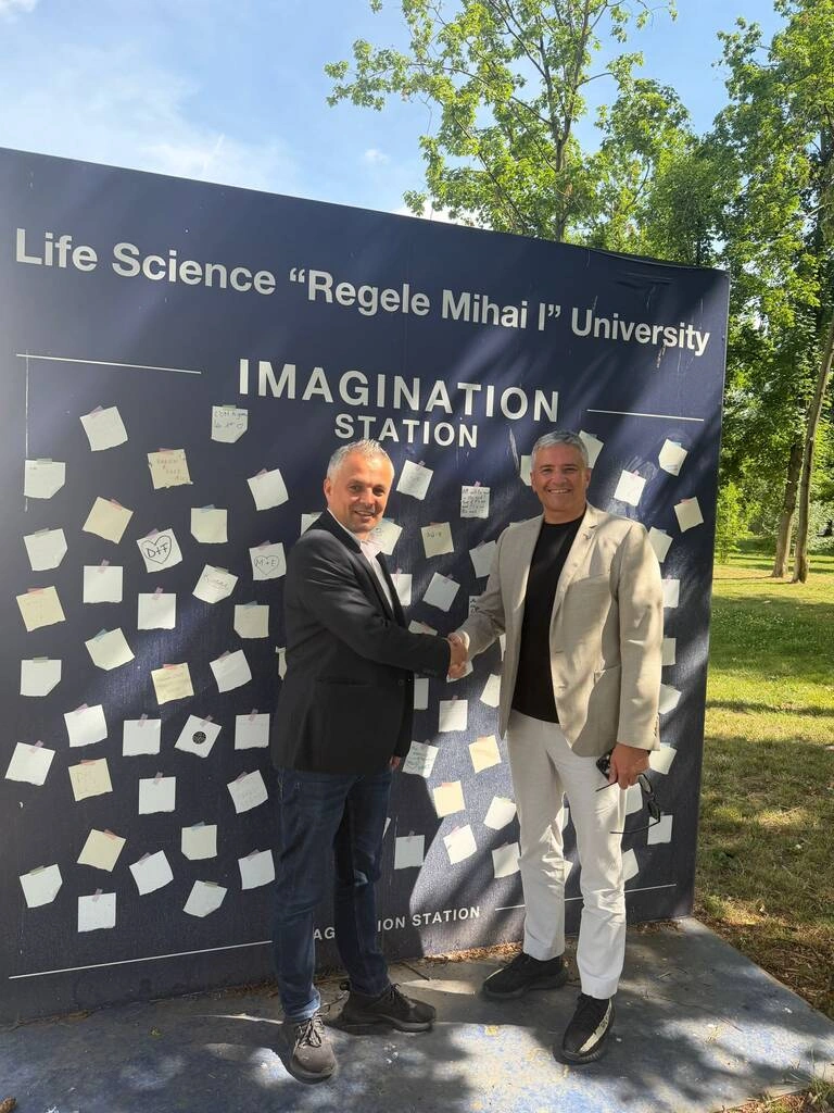 Întâlnire de lucru între Sorin Mierlea , Președintele InfoCons Protecția Consumatorilor , și Imre Kálmán, Prorector pentru Cercetare, Inovare și Transfer Tehnologic al Universității de Științele Vieții „Regele Mihai I” din Timișoara (USVT)
