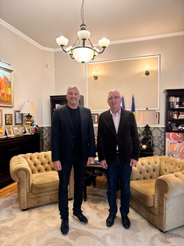Întâlnire de lucru între domnul Sorin Mierlea, Președintele InfoCons, și domnul Tudorel Andrei, Președintele Institutului Național de Statistică